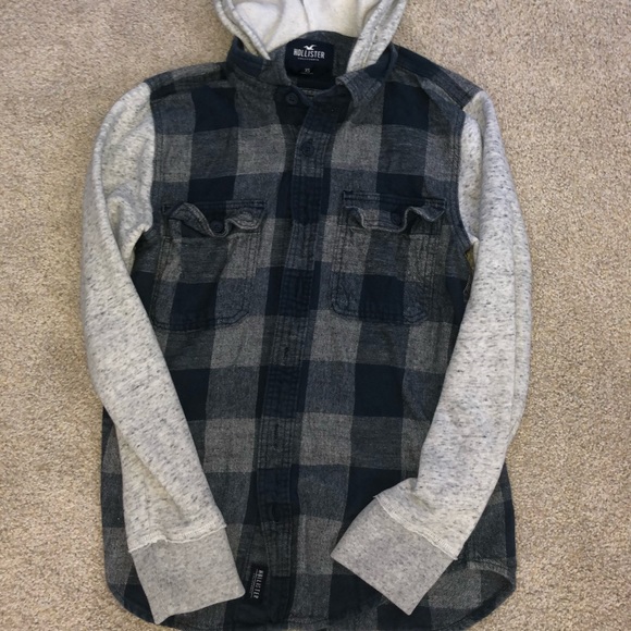 Hollister Other - Plaid Hollister jacket